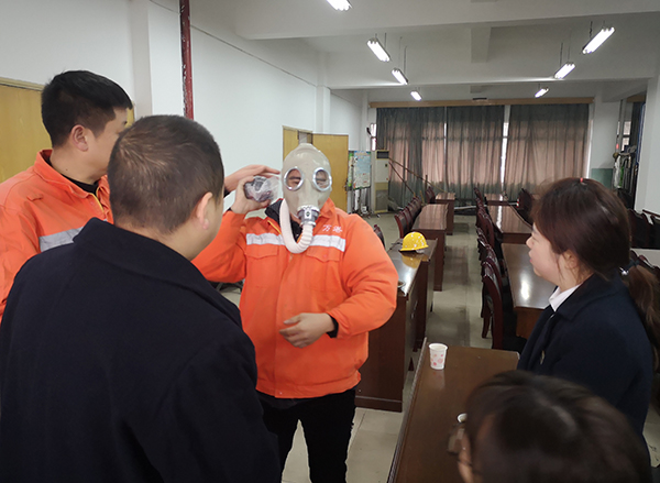 消防应急演练.jpg
