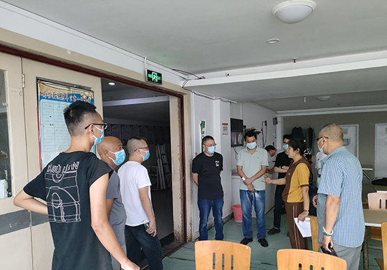 重港万州公司副总经理王健到忠县分公司检查指导工作3.jpg